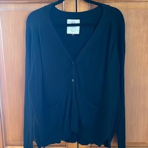 So XL black button down cardigan with front pockets